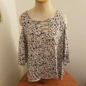 Freshman spring floral cold shoulder blouse L